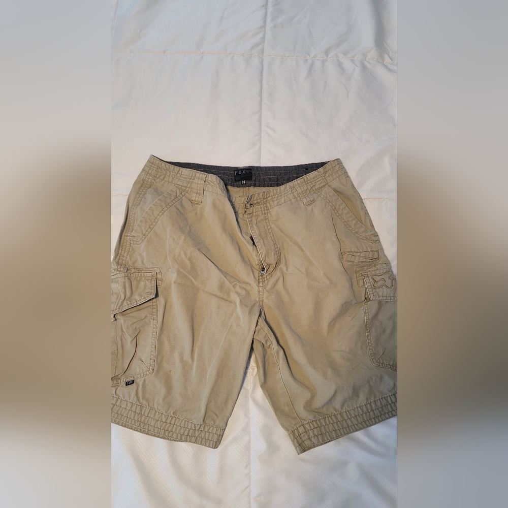 Fox shorts. Size 36. Khaki color.